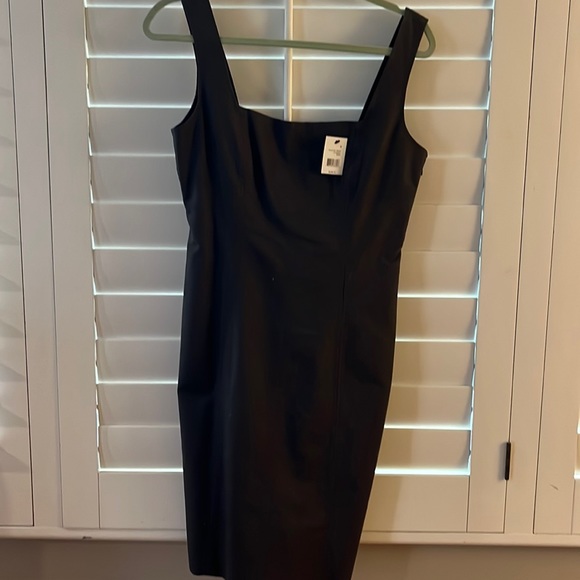 Tahari, dress size 6 - Picture 1 of 4